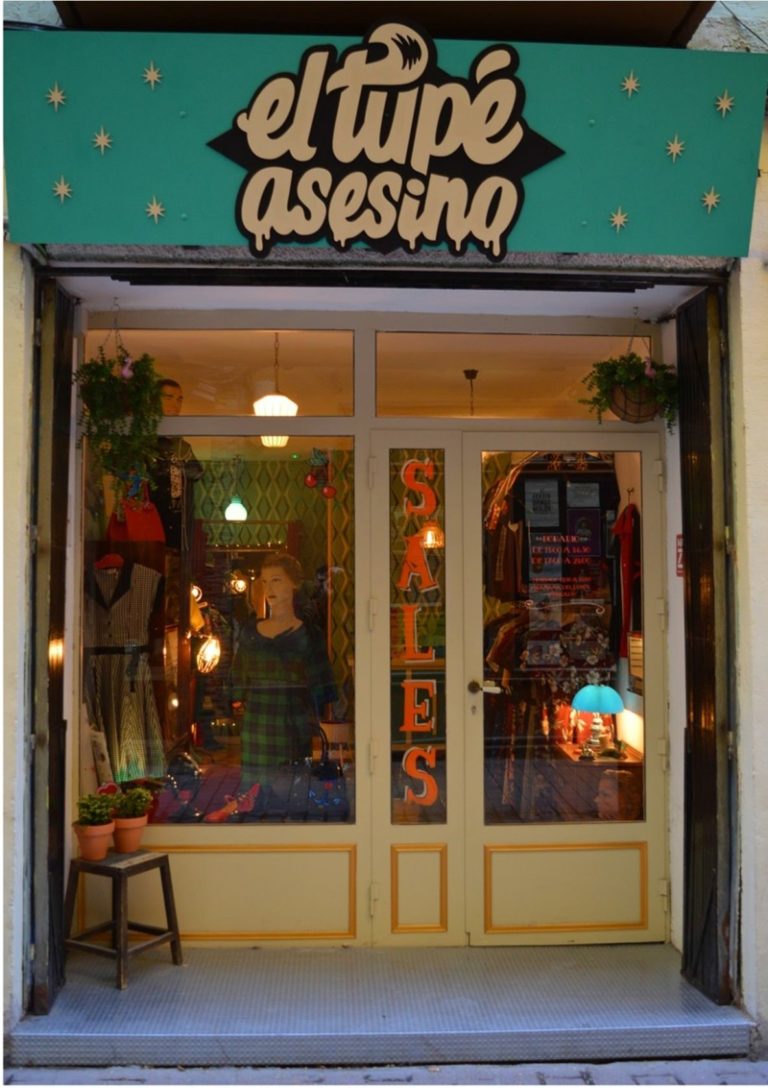 tupe asesino 768x1088